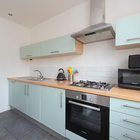 Modern Luxury Apartment By Bow Road Station Londres Exterior foto