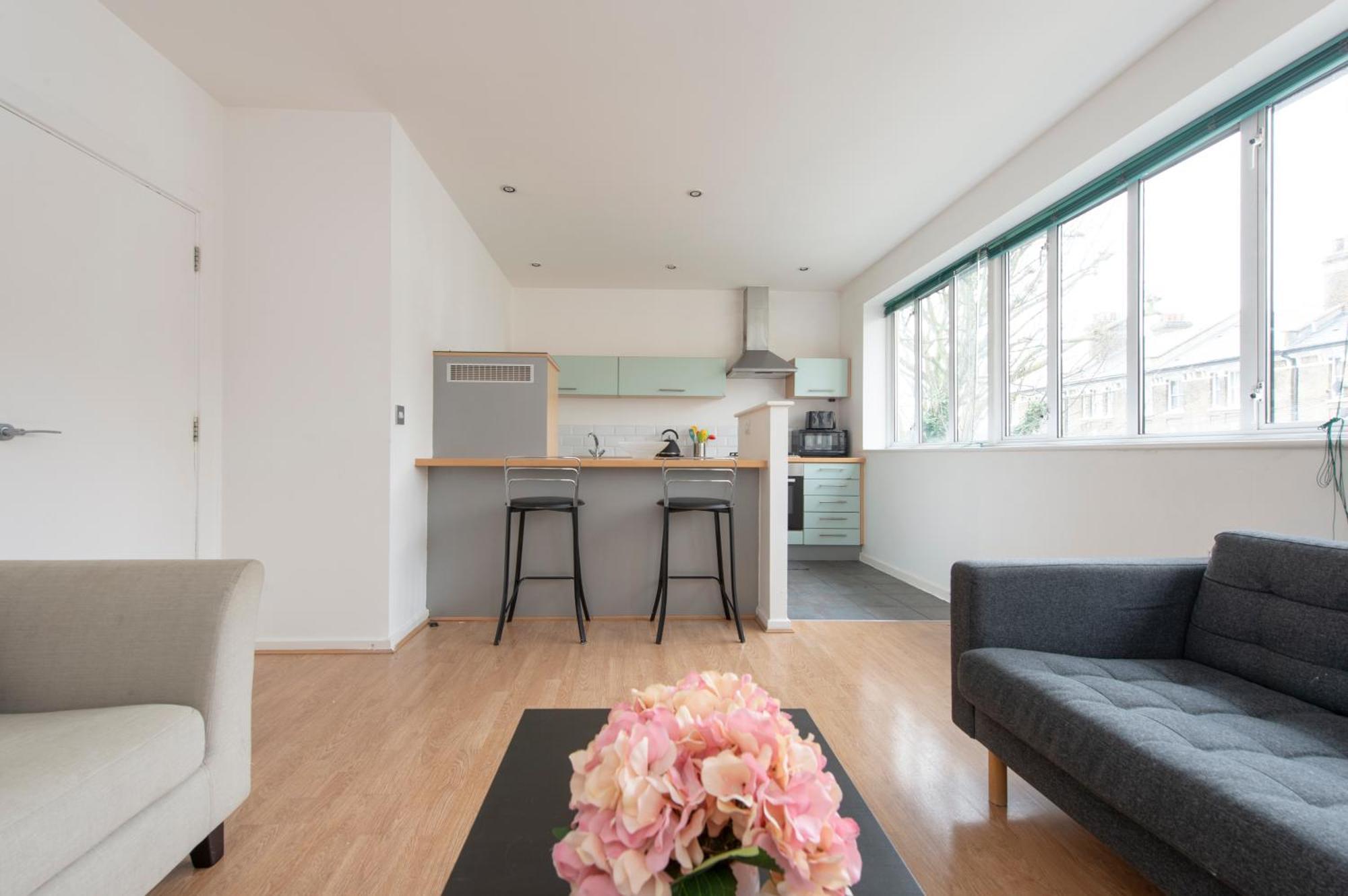 Modern Luxury Apartment By Bow Road Station Londres Exterior foto